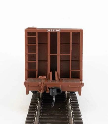 WalthersMainline 60' Pullman-Standard Bulkhead Flatcar (48' IL) - Ready To Run -- Canadian National #621303 - Image 2