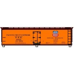 Accurail 40' Wood Reefer Pacific Fruit Express HO Scale