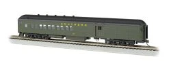 Bachmann Southern Railway #654 72' HO Scale Heavyweight Combination Passenger Car